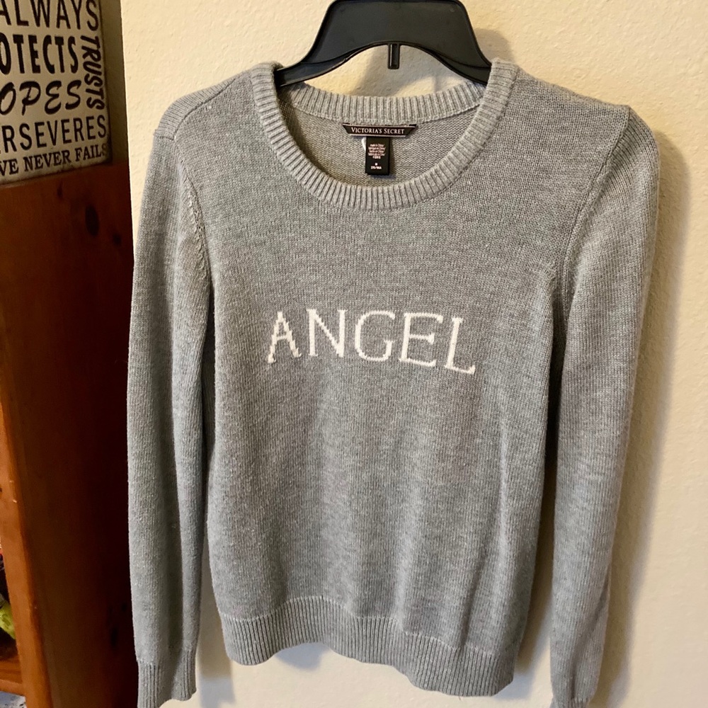 Victoria secret sweatshirt (Fits like Small)